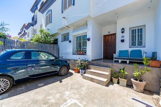 5 soverom Villa til salgs i San Pedro de Alcántara Pueblo, Marbella - € 785 000 (Ref: 9805573)