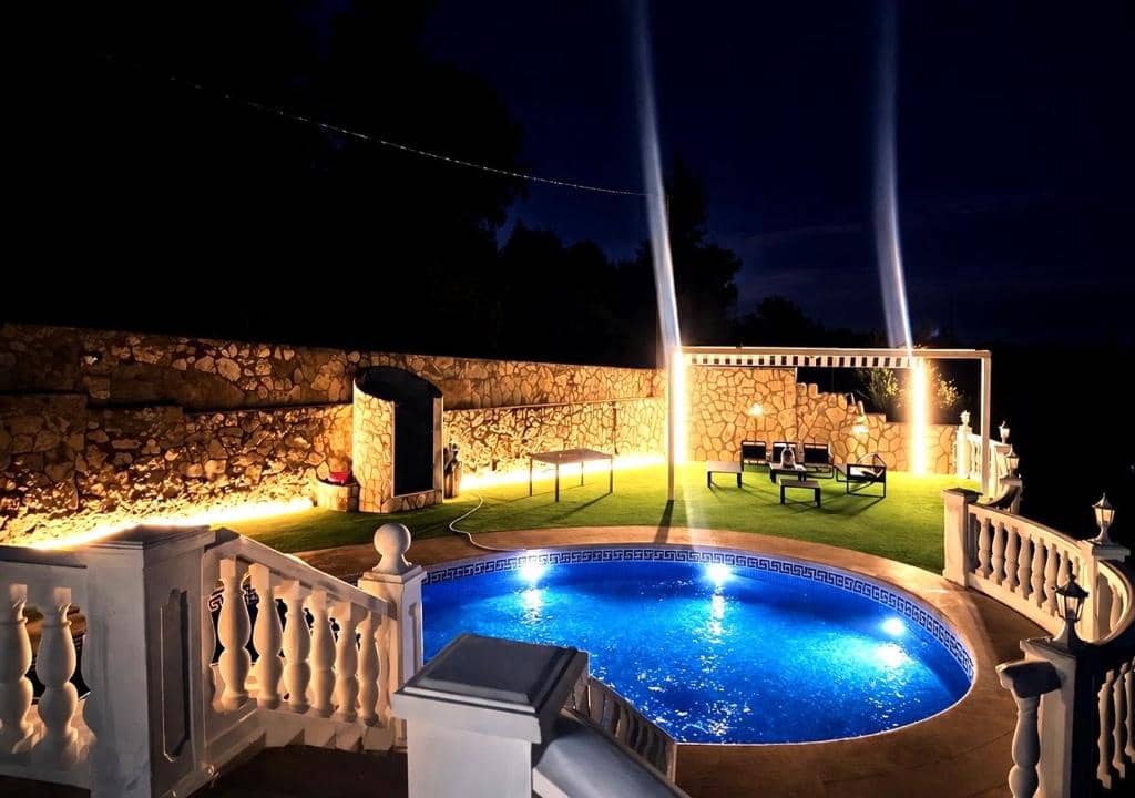4 slaapkamer Villa te koop in Denia met zwembad garage - € 580.000 (Ref: 10156974)