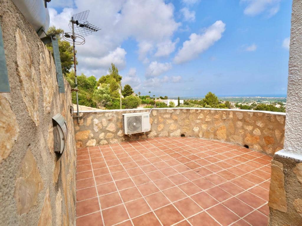 4 slaapkamer Villa te koop in Denia met zwembad garage - € 580.000 (Ref: 10156974)