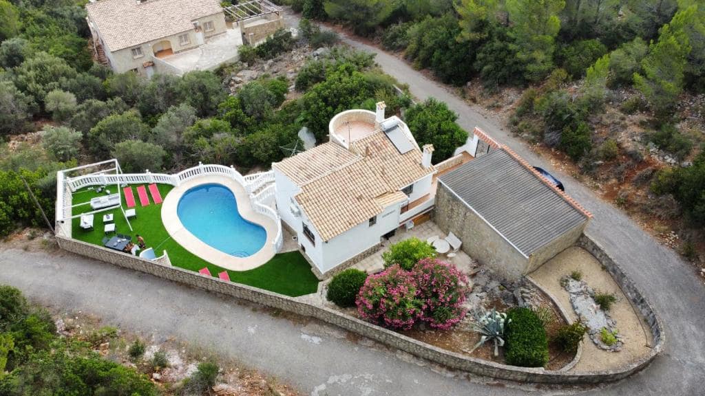 4 slaapkamer Villa te koop in Denia met zwembad garage - € 580.000 (Ref: 10156974)