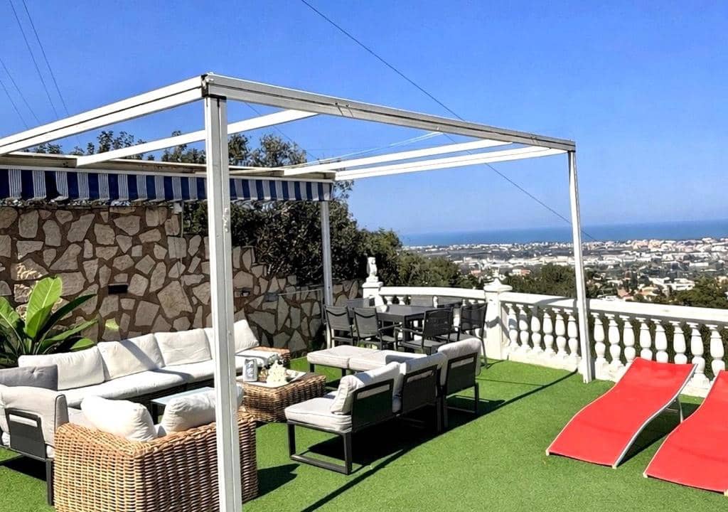 4 slaapkamer Villa te koop in Denia met zwembad garage - € 580.000 (Ref: 10156974)