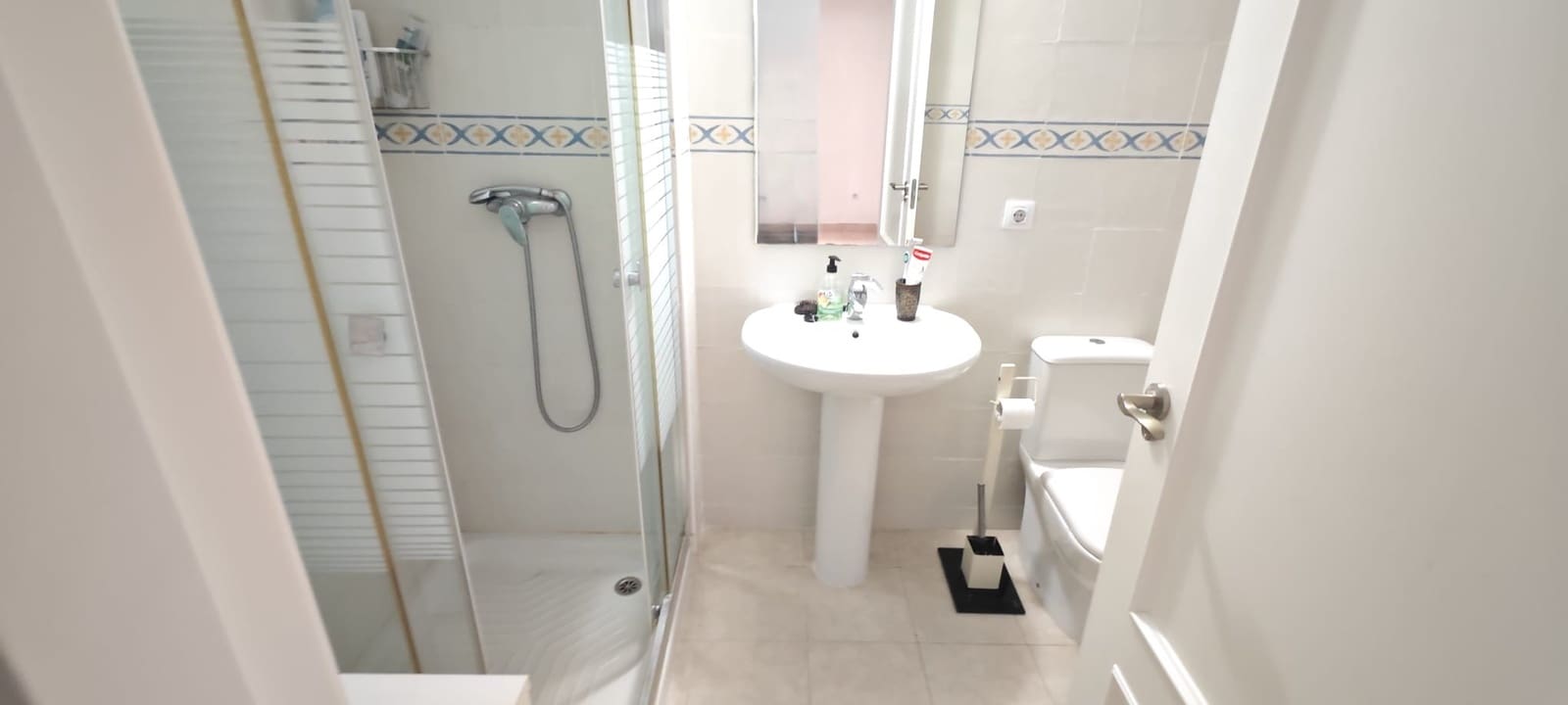 2 soverom Leilighet til leie i Denia med svømmebasseng garasje - € 950 (Ref: 10156988)