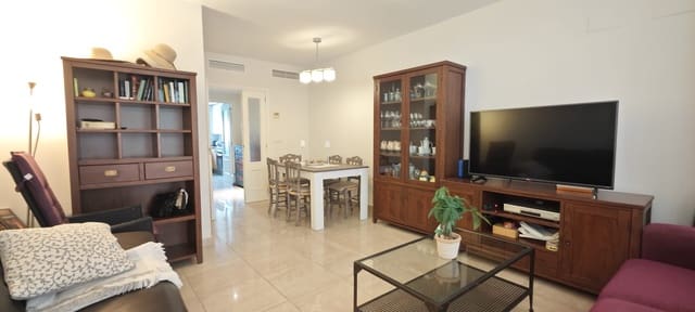 Appartement de 2 chambres à louer à Centro Urbano, Dénia avec piscine garage - 950 € (Ref: 10156988)