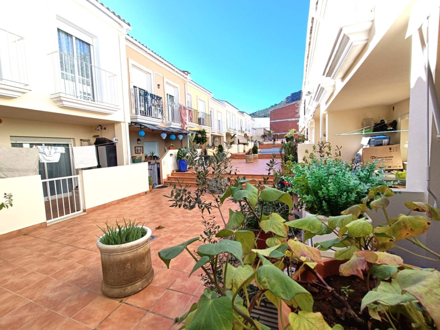 3 bedroom Terraced Villa for sale in Sagra with pool garage - € 225,000 (Ref: 10156993)