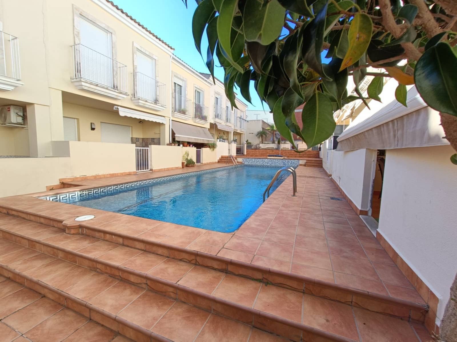 3 bedroom Terraced Villa for sale in Sagra with pool garage - € 225,000 (Ref: 10156993)