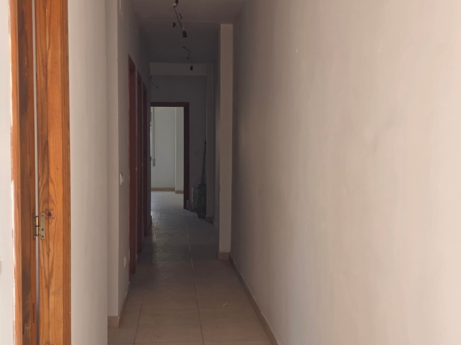 5 bedroom Flat for sale in Ondara - € 199,000 (Ref: 10156994)