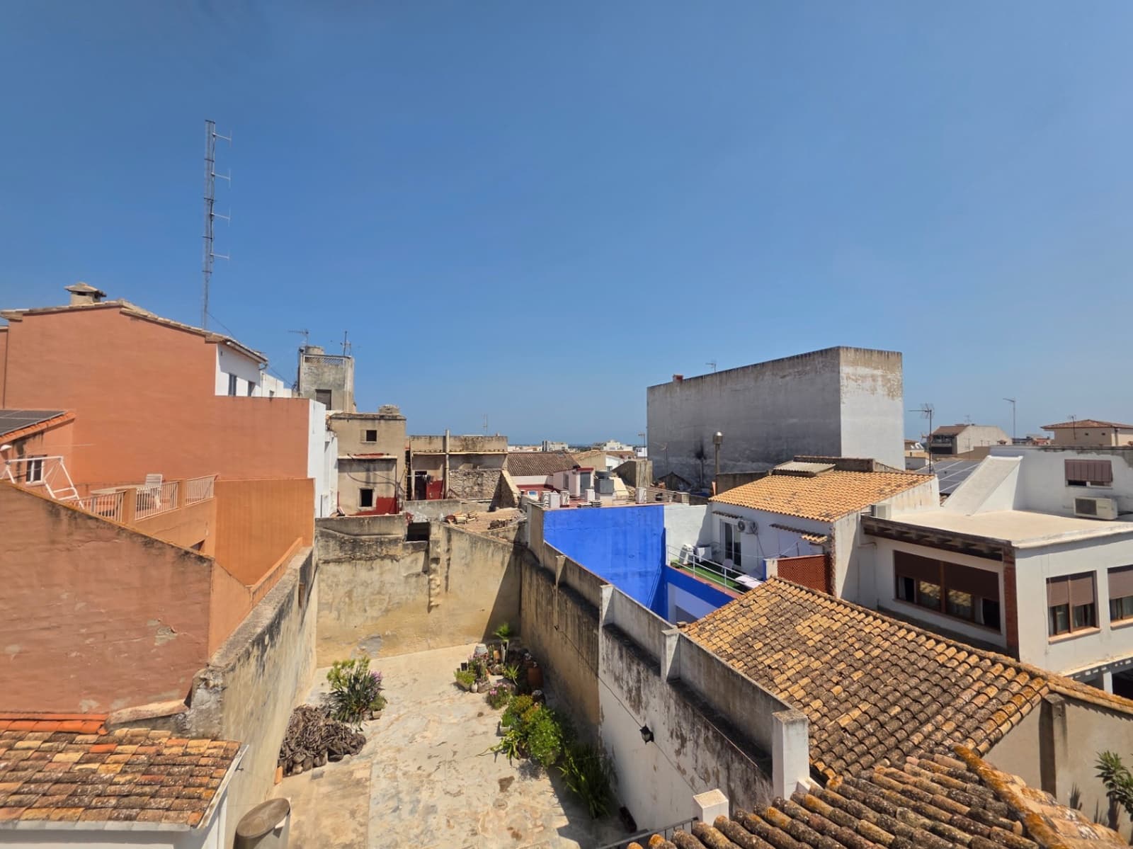 5 bedroom Flat for sale in Ondara - € 199,000 (Ref: 10156994)