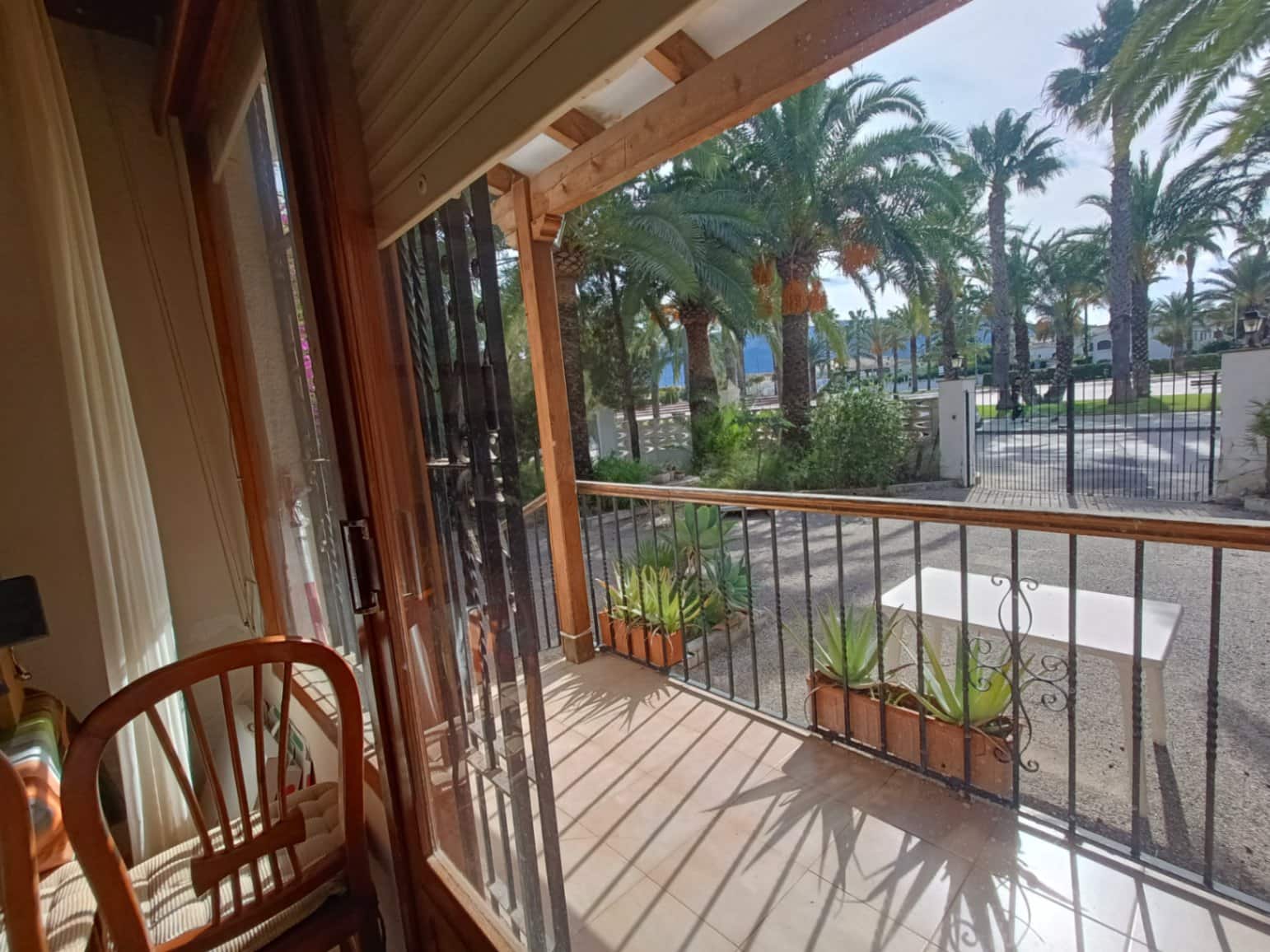 4 sypialnia Willa na sprzedaż w Denia z garażem - 980 000 € (Ref: 10156996)