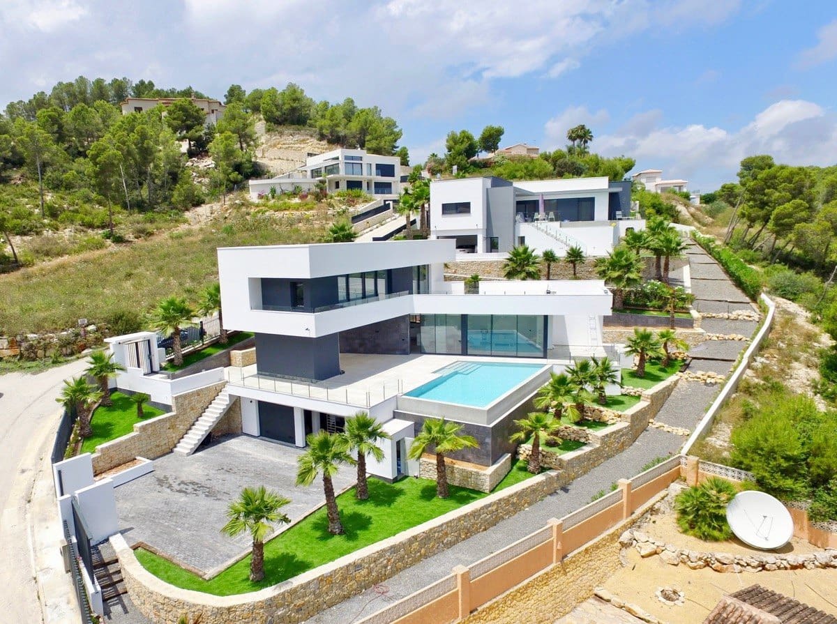 3 soverom Villa til salgs i Javea / Xabia med svømmebasseng garasje - € 1 620 000 (Ref: 10157004)