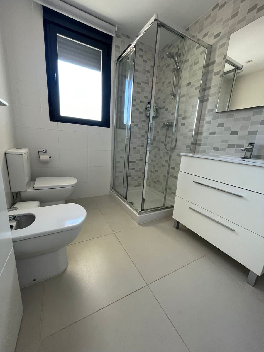 3 soveværelse Lejlighed til salg i Oliva med swimmingpool garage - € 372.000 (Ref: 7932230)