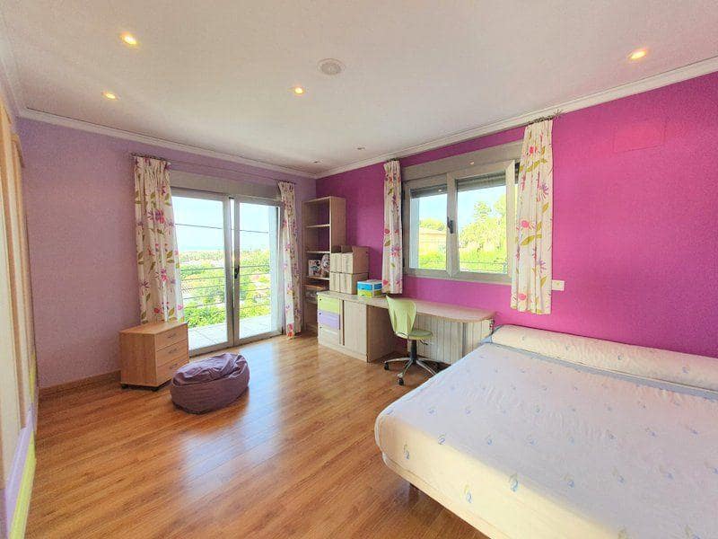 4 soverom Villa til salgs i Denia med svømmebasseng garasje - € 644 900 (Ref: 7932312)