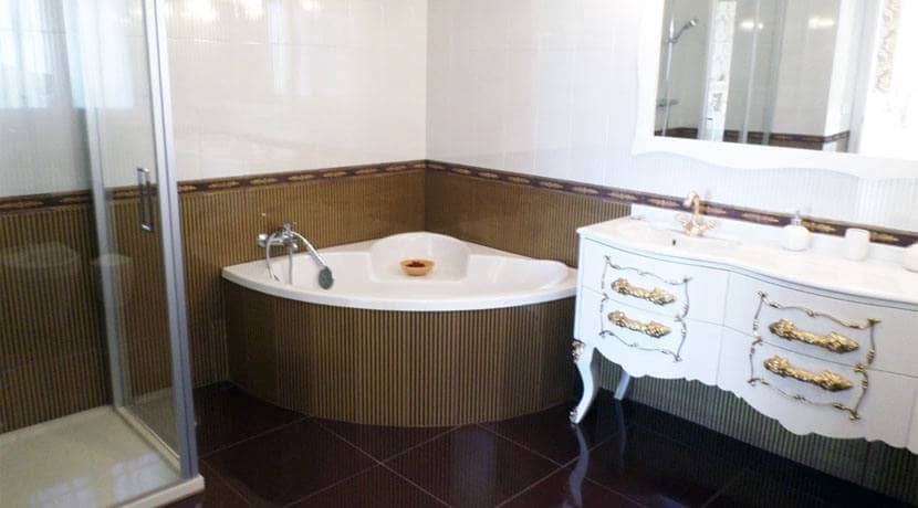 Chalet de 6 habitaciones en Dénia en venta con piscina garaje - 1.400.000 € (Ref: 7932317)