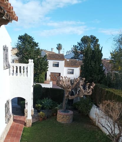 5 bedroom Villa for sale in Las Marinas / Les Marines, Dénia with pool garage - € 598,000 (Ref: 7932318)