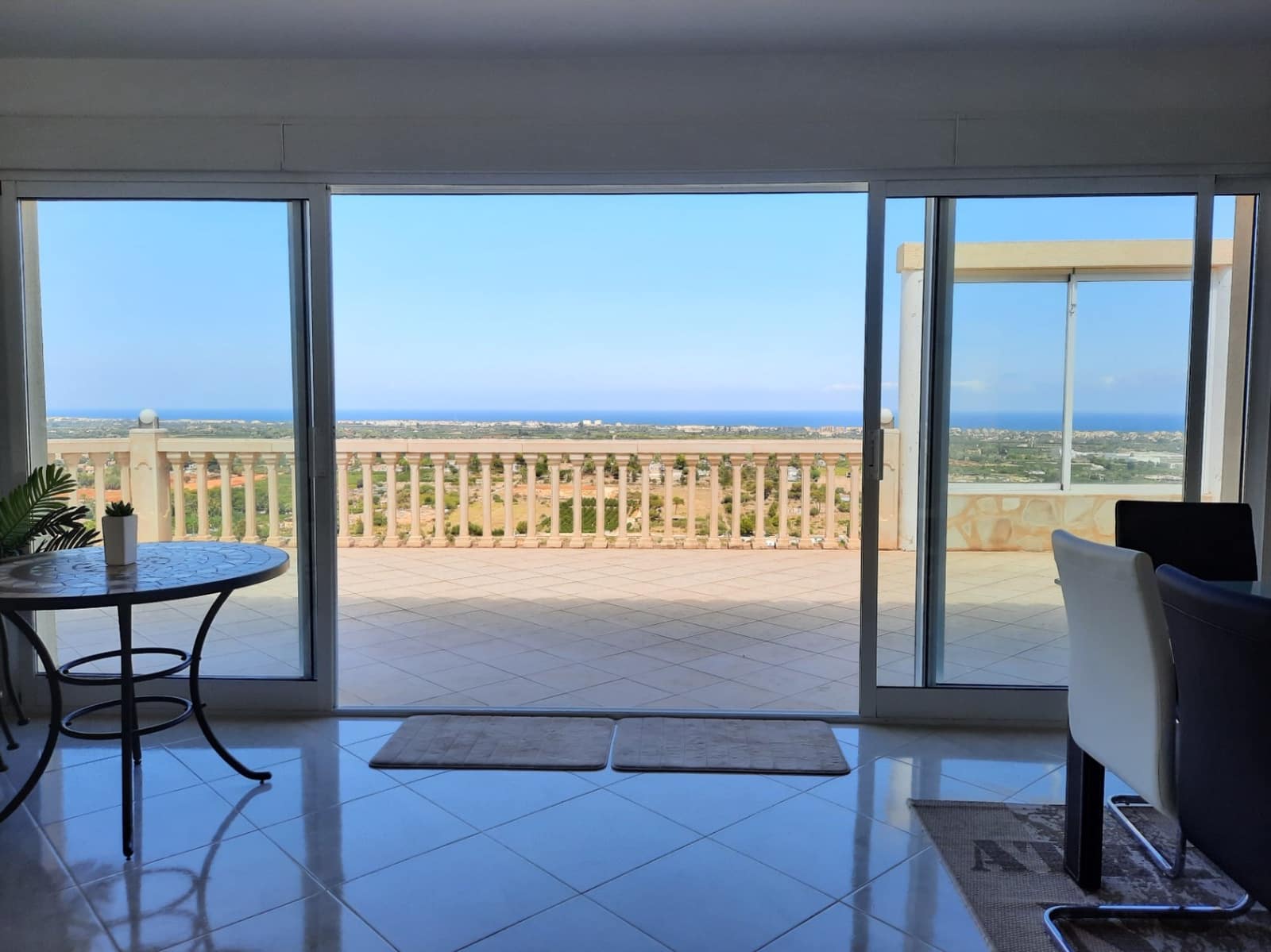 3 Zimmer Villa zu verkaufen in Denia mit Pool Garage - 890.000 € (Ref: 7932360)