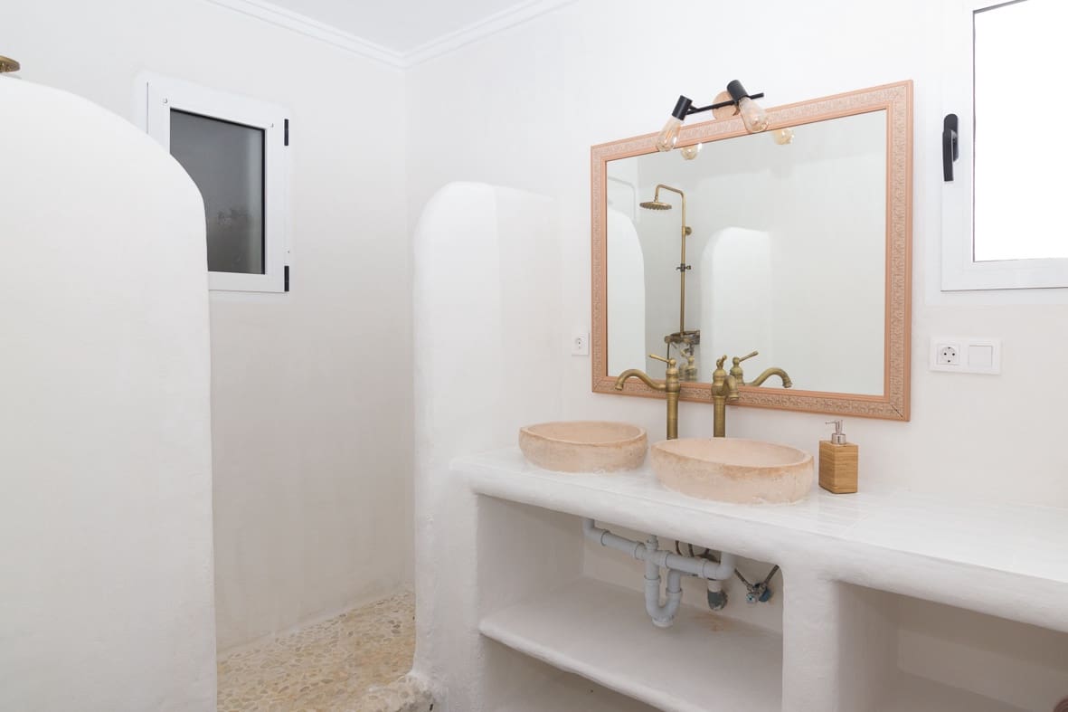 2 bedroom Villa for sale in Denia with garage - € 325,000 (Ref: 7981796)