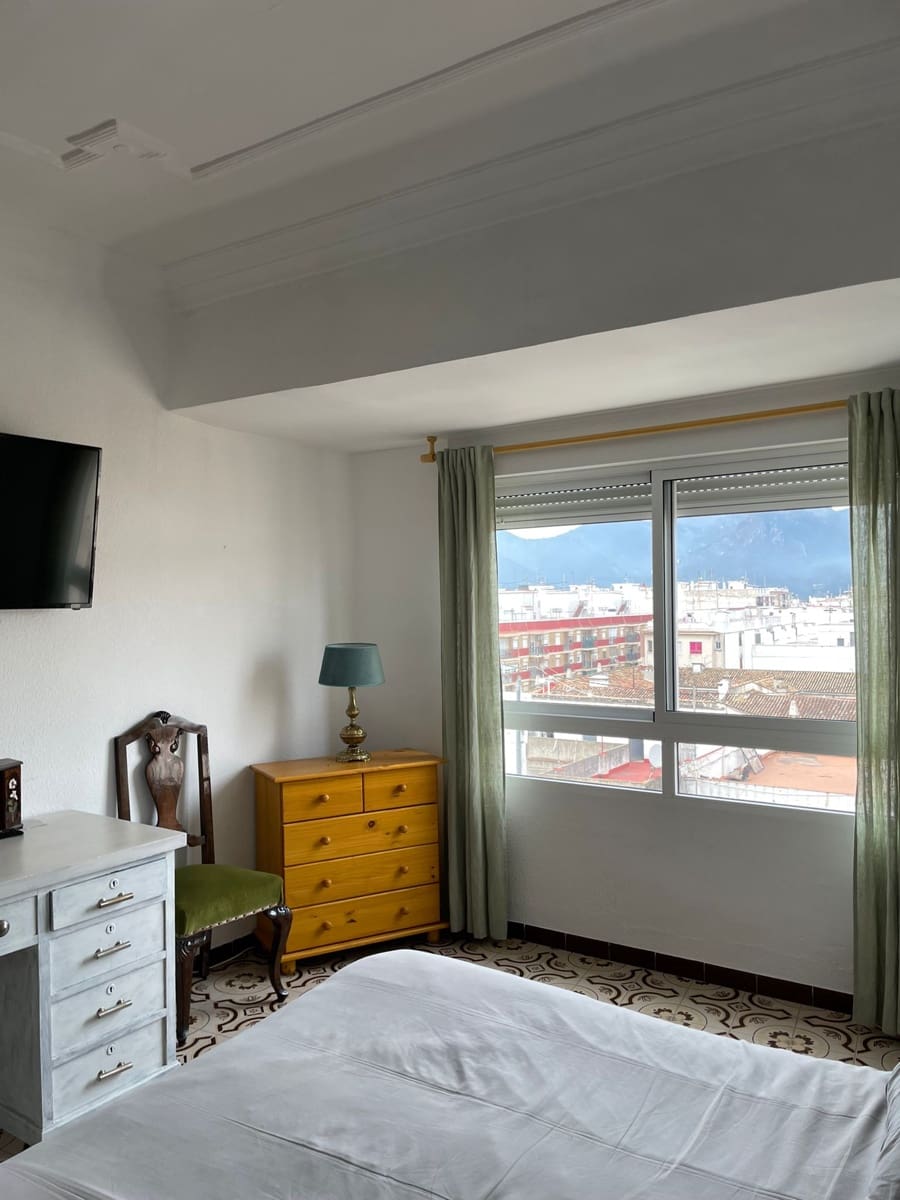 4 slaapkamer Flat te koop in Gandia - € 156.000 (Ref: 8005054)