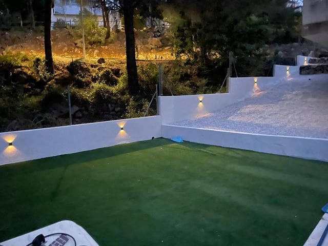 Chalet de 6 habitaciones en La Font d'En Carròs en venta con piscina garaje - 450.000 € (Ref: 8005086)