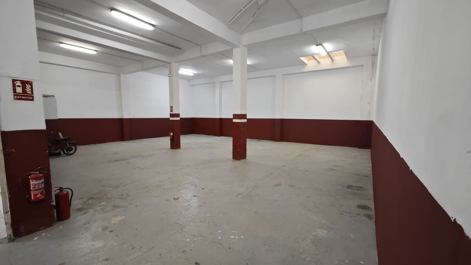 Commercieel te koop in Gandia - € 170.000 (Ref: 8254613)