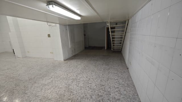 Commercial for sale in Gandia - € 170,000 (Ref: 8254613)