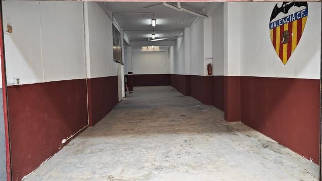 Commercial for sale in Gandia - € 170,000 (Ref: 8254613)