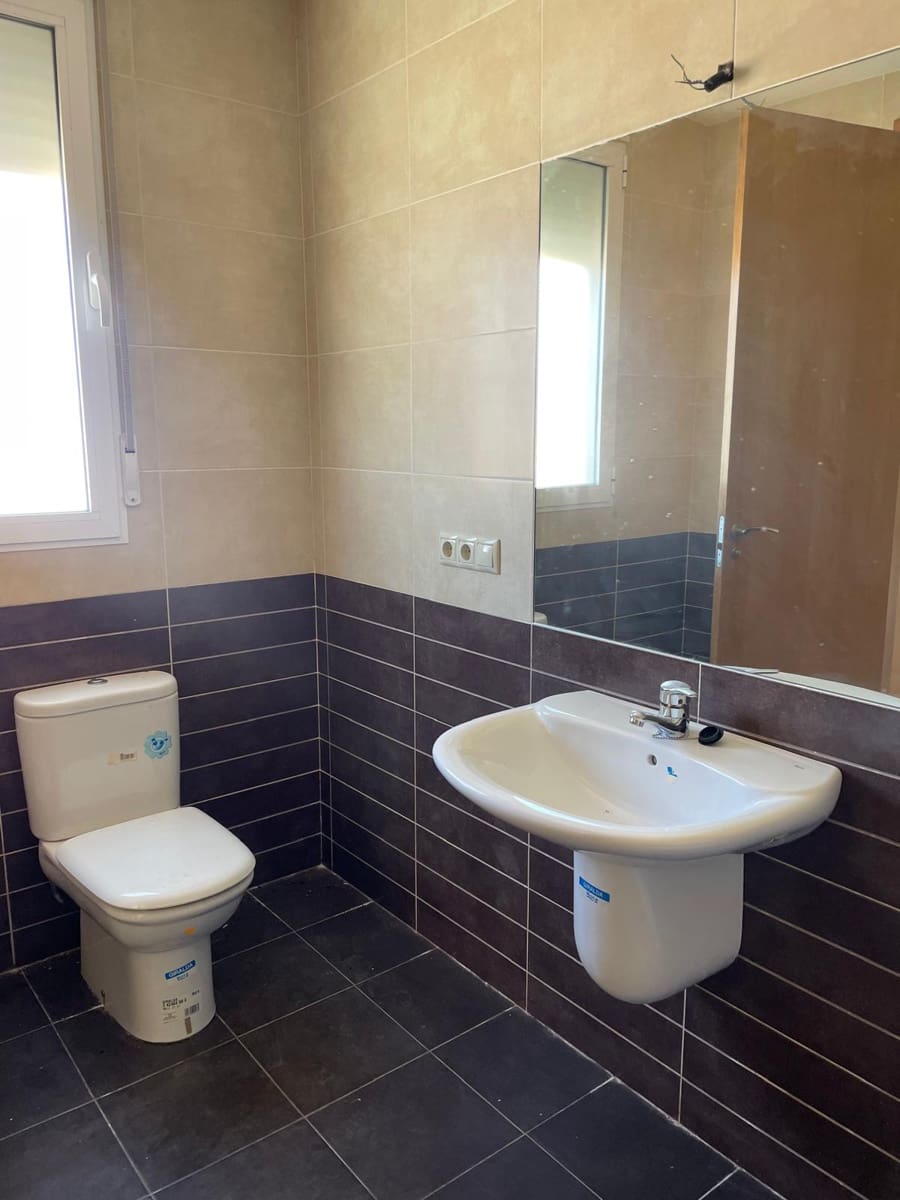 4 soveværelse Rækkehus til salg i Castello de Rugat med swimmingpool - € 143.000 (Ref: 8254775)