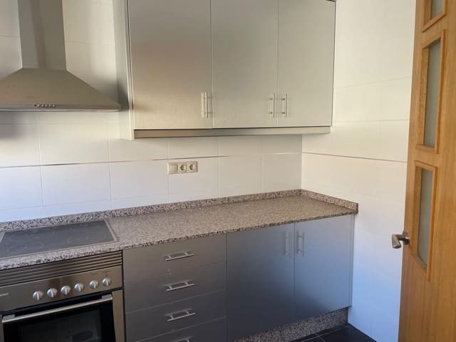 4 soveværelse Rækkehus til salg i Castelló de Rugat med swimmingpool - € 143.000 (Ref: 8254775)