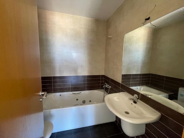 4 soveværelse Rækkehus til salg i Castelló de Rugat med swimmingpool garage - € 149.000 (Ref: 8254776)