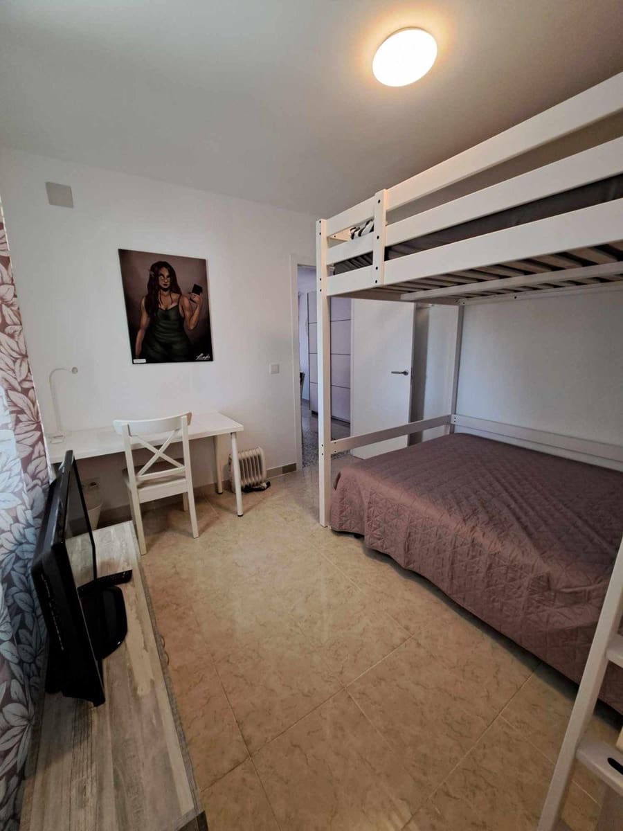 5 bedroom Villa for sale in Gandia with pool garage - € 450,000 (Ref: 8383491)