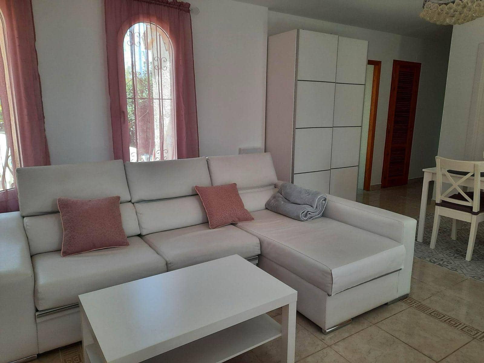 5 bedroom Villa for sale in Gandia with pool garage - € 450,000 (Ref: 8383491)