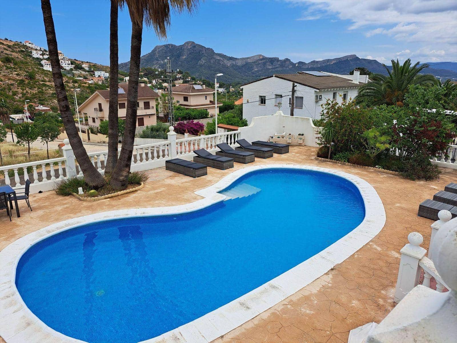 5 bedroom Villa for sale in Gandia with pool garage - € 450,000 (Ref: 8383491)