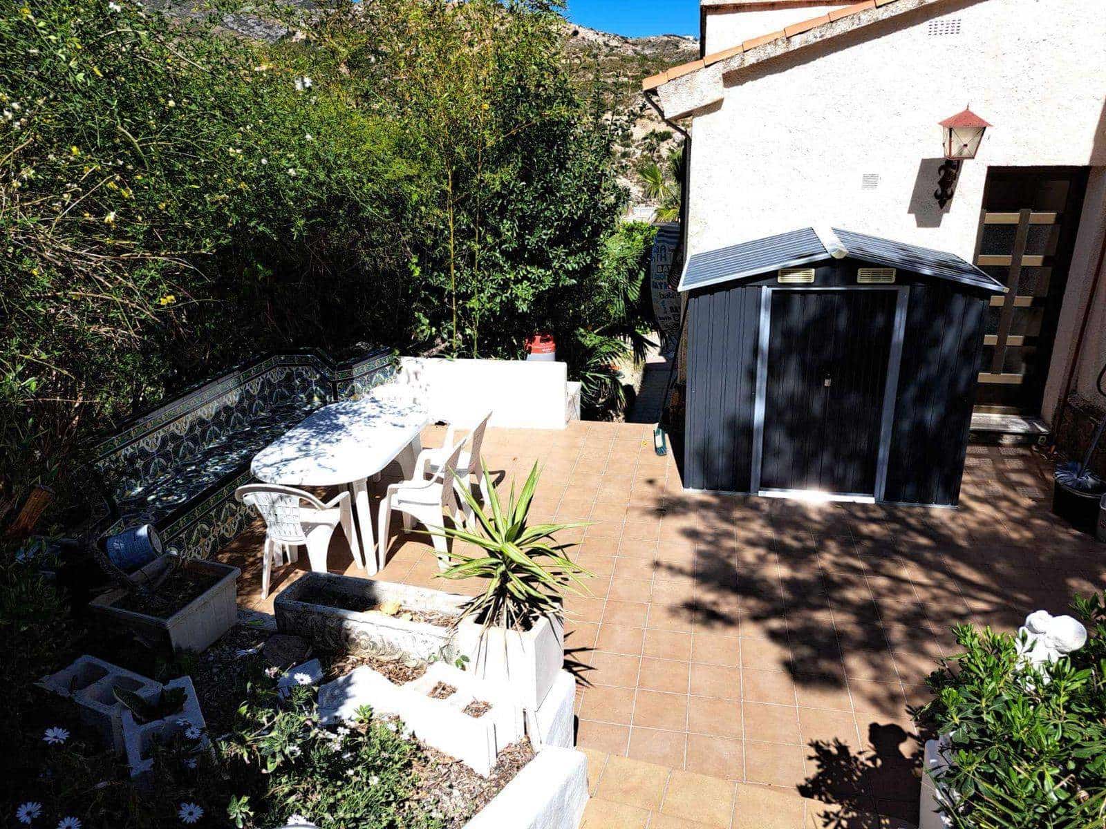 5 bedroom Villa for sale in Gandia with pool garage - € 450,000 (Ref: 8383491)