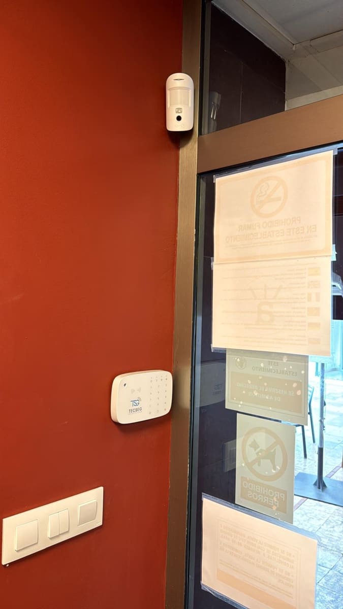 Erhverv til leje i Gandia - € 1.530 (Ref: 8524123)