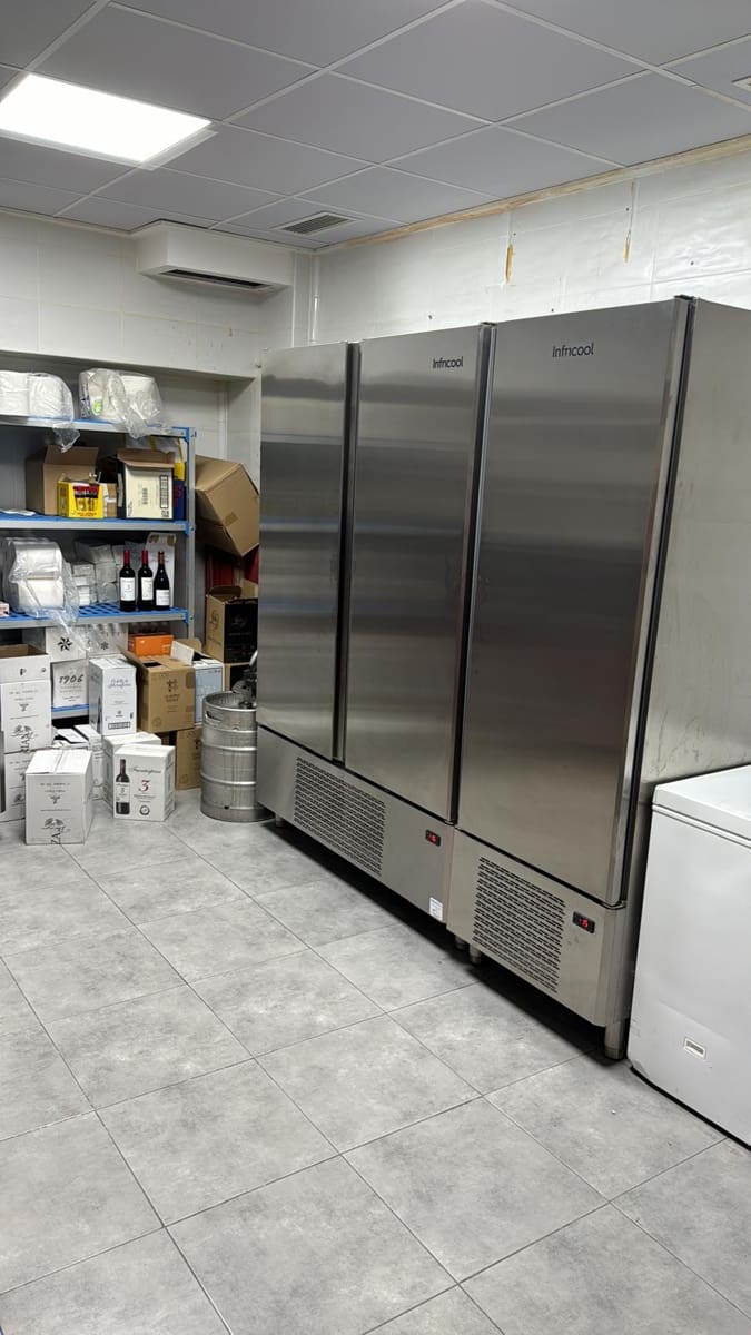 Erhverv til leje i Gandia - € 1.530 (Ref: 8524123)