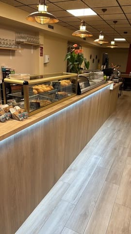 Erhverv til leje i Gandia - € 1.530 (Ref: 8524123)