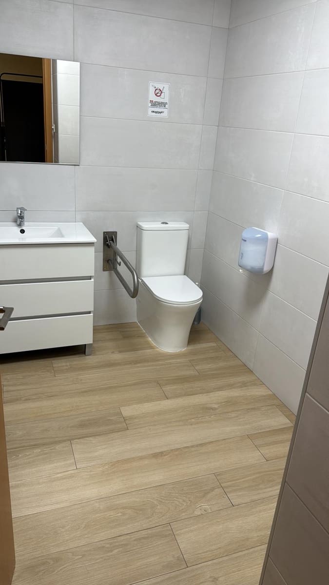 Erhverv til leje i Gandia - € 1.530 (Ref: 8524123)