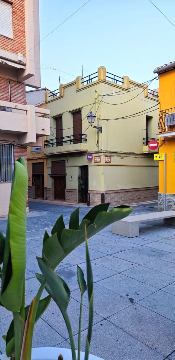 4 bedroom Townhouse for sale in Real de Gandia - € 139,500 (Ref: 8553614)