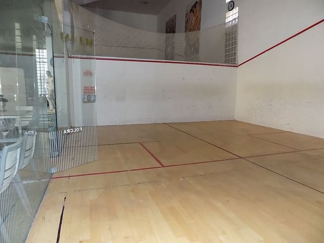 4 bedroom Commercial for sale in Cocentaina with garage - € 380,000 (Ref: 8639816)