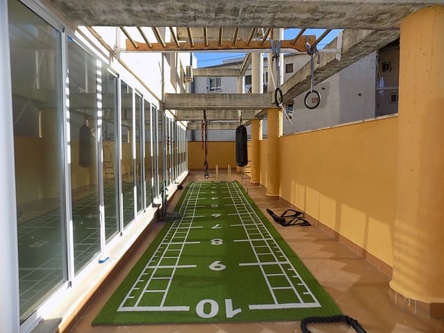 4 bedroom Commercial for sale in Cocentaina with garage - € 380,000 (Ref: 8639816)