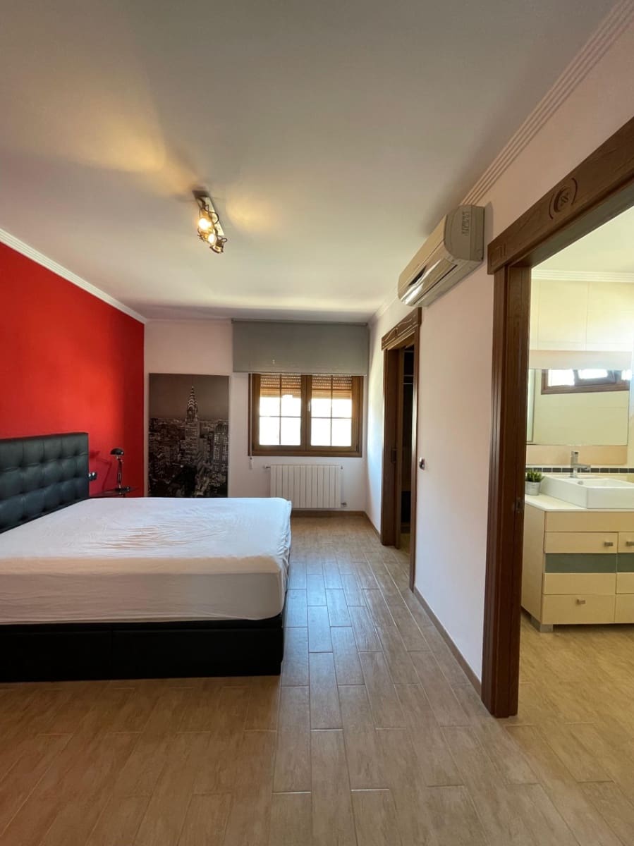 7 soveværelse Villa til salg i Piles med swimmingpool garage - € 520.000 (Ref: 8653337)