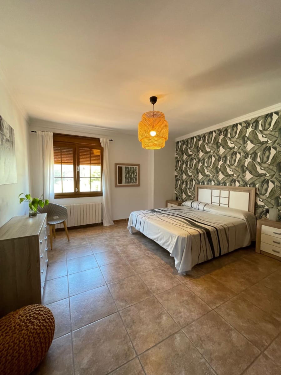 7 soveværelse Villa til salg i Piles med swimmingpool garage - € 520.000 (Ref: 8653337)