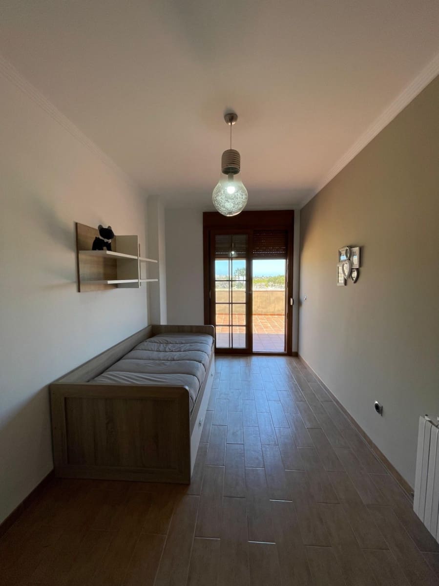 7 soveværelse Villa til salg i Piles med swimmingpool garage - € 520.000 (Ref: 8653337)