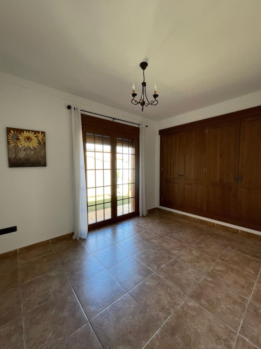 7 soveværelse Villa til salg i Piles med swimmingpool garage - € 520.000 (Ref: 8653337)