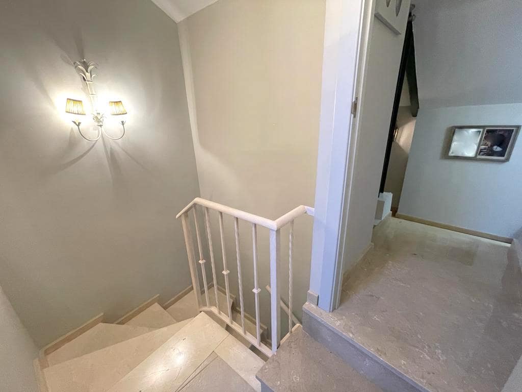 3 sovrum Takvåning till salu i Denia med pool - 470 000 € (Ref: 8655558)