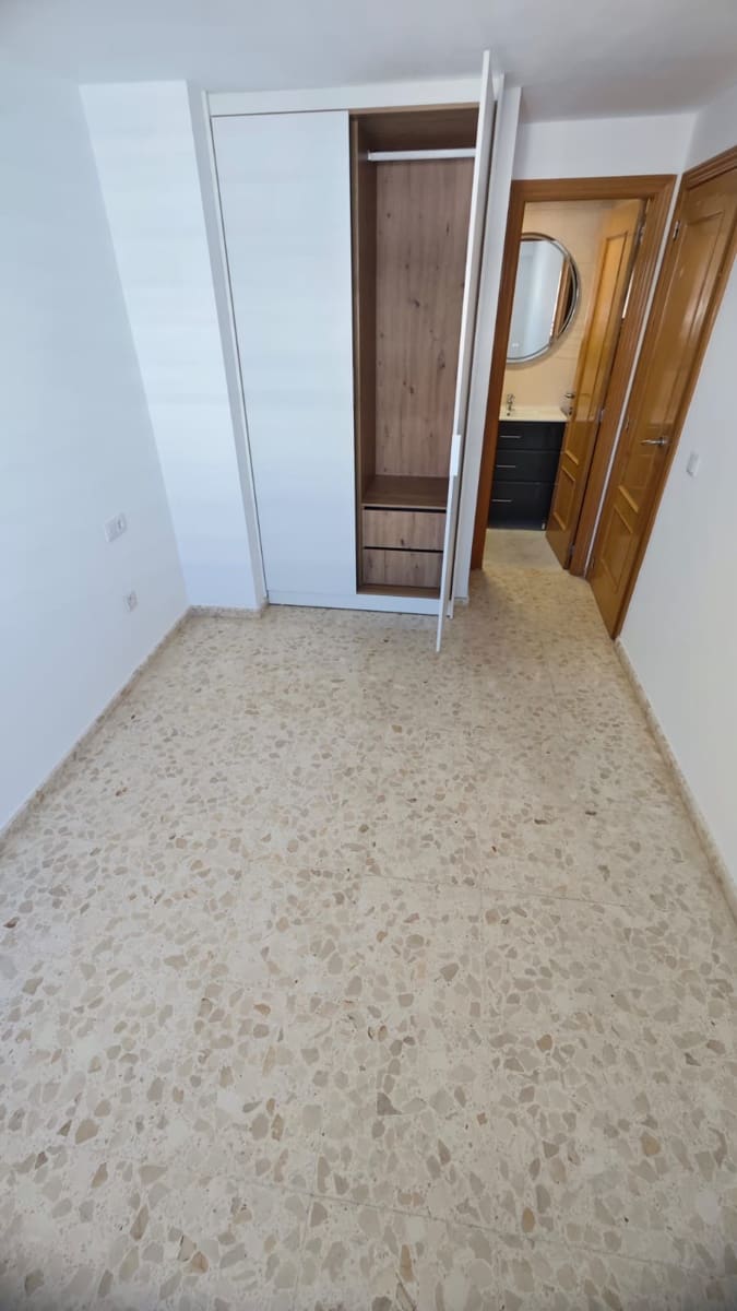 2 soveværelse Penthouse til salg i Gandia med swimmingpool - € 225.000 (Ref: 8696991)