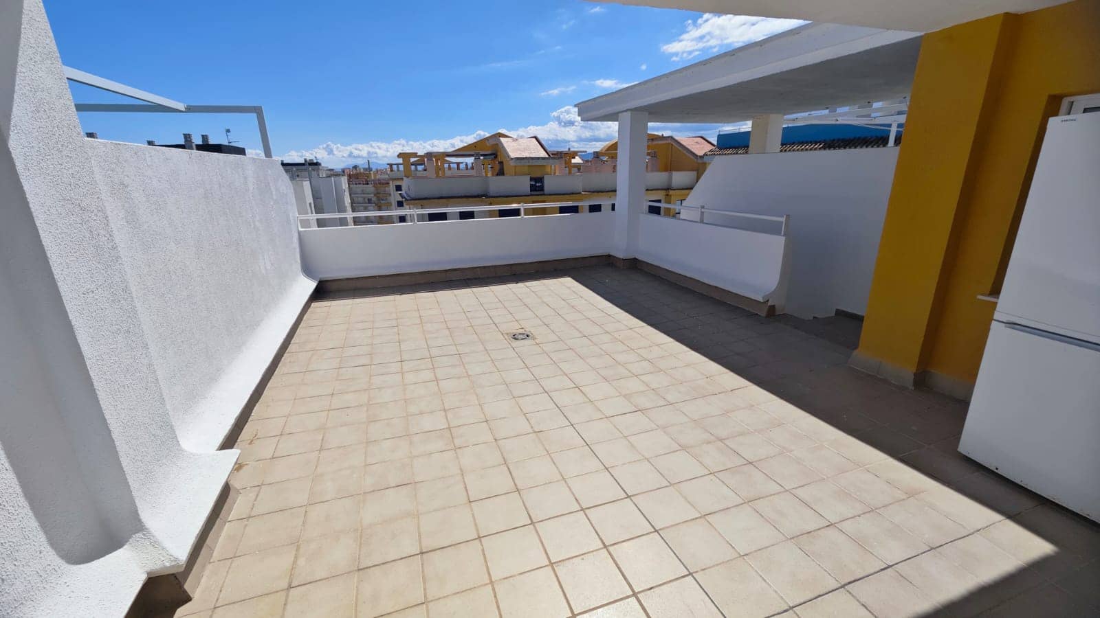 2 soveværelse Penthouse til salg i Gandia med swimmingpool - € 225.000 (Ref: 8696991)
