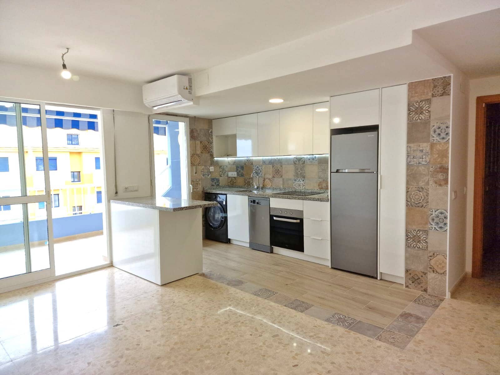 2 soveværelse Penthouse til salg i Gandia med swimmingpool - € 225.000 (Ref: 8696991)