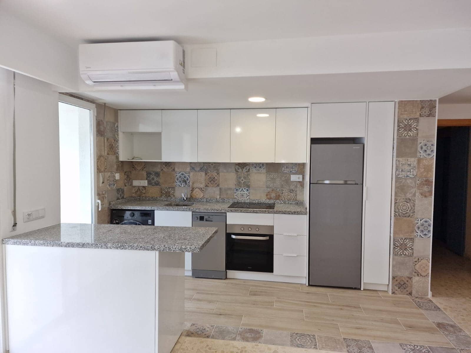 2 soveværelse Penthouse til salg i Gandia med swimmingpool - € 225.000 (Ref: 8696991)