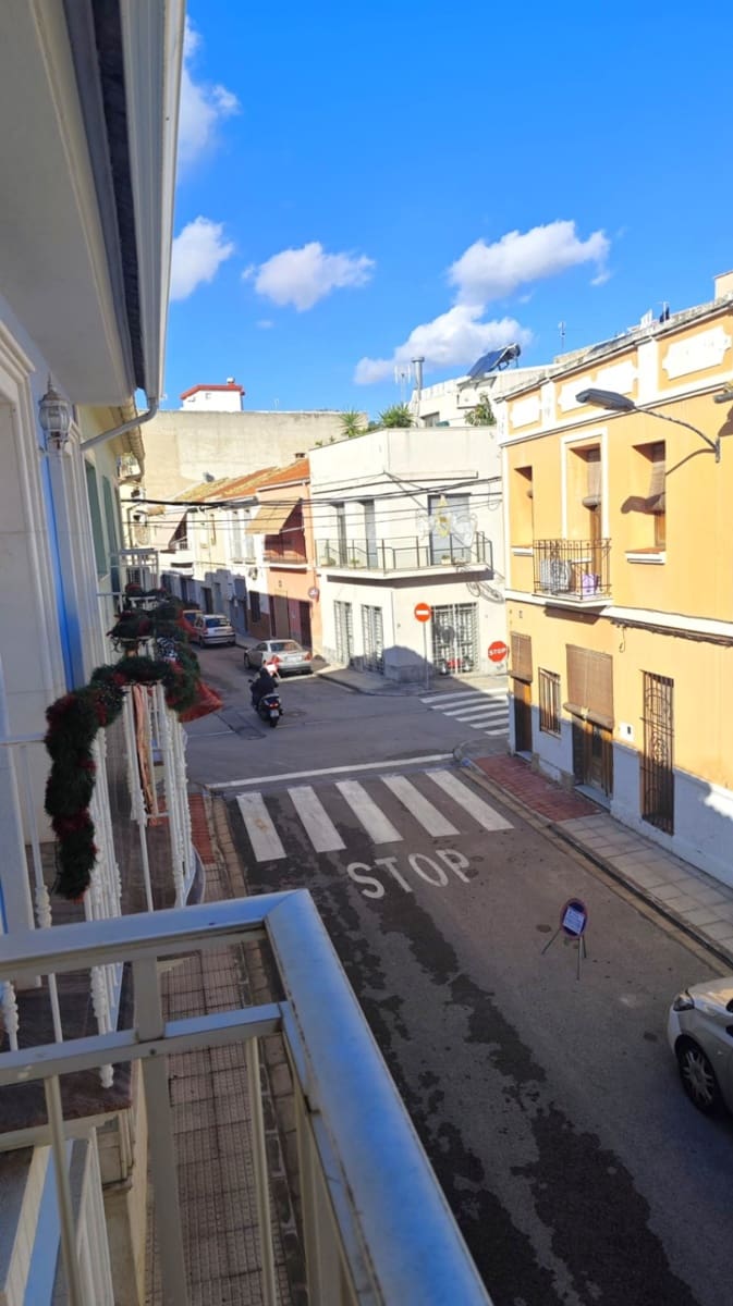 6 bedroom Townhouse for sale in Real de Gandia - € 170,000 (Ref: 8710519)