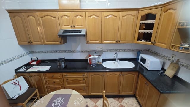 6 bedroom Townhouse for sale in Real de Gandía - € 170,000 (Ref: 8710519)