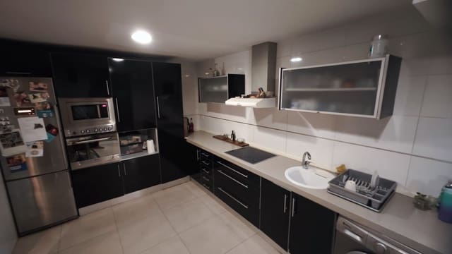 3 makuuhuone Huoneisto myytävänä paikassa Barx mukana 
autotalli - 309 000 € (Ref: 8769422)